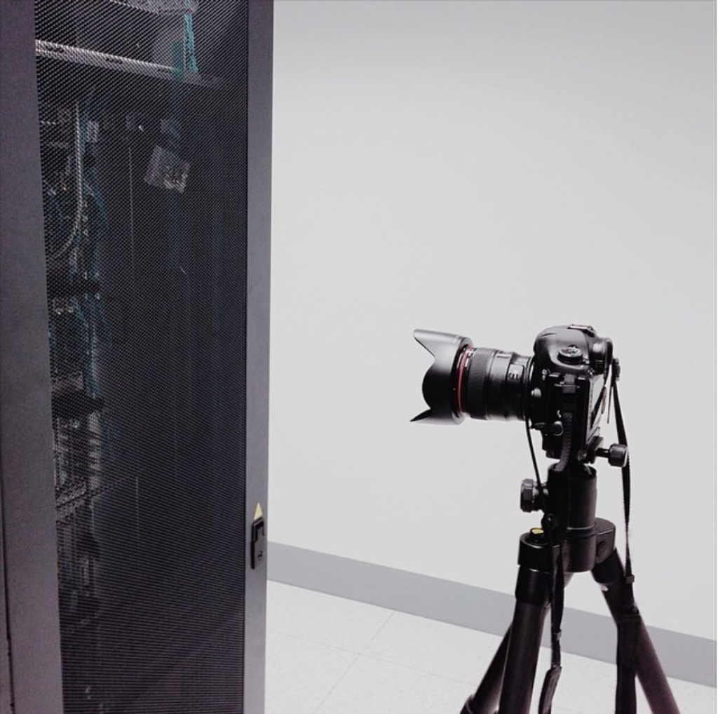 Behind the scenes: the film crew setting up a wide-angle camera rig inside the Telefónica data centre during the Internet Machine shoot